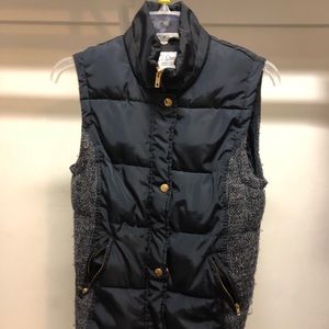 Navy puffer vest